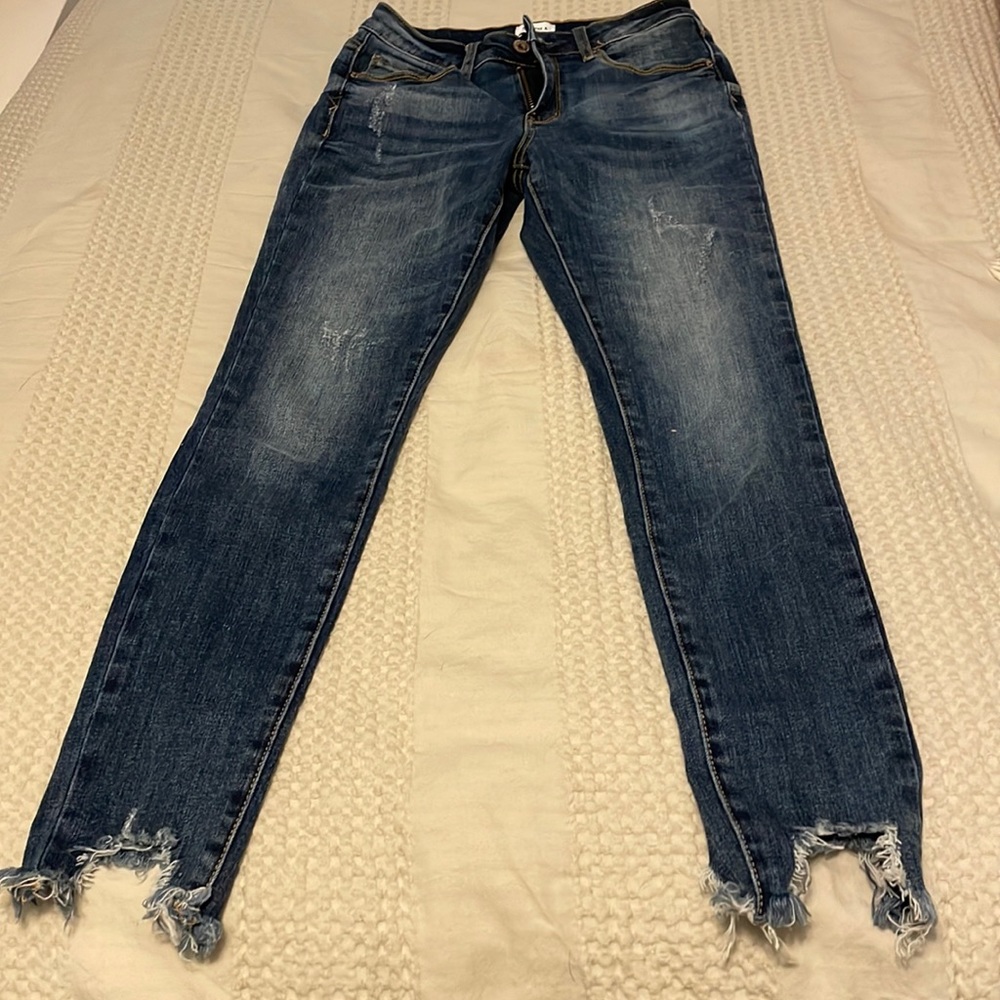 cut off boutique style skinny jeans